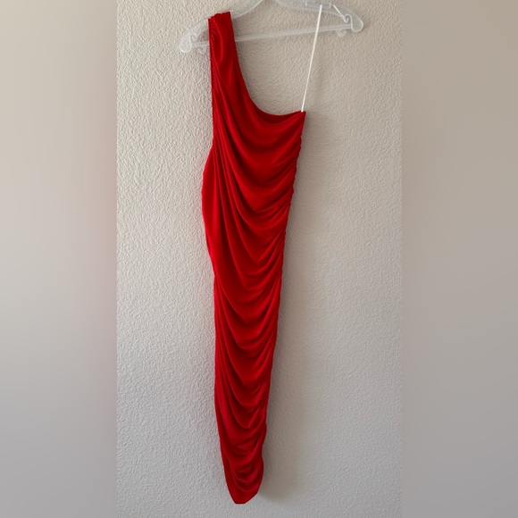 NWT RENEE C. One Shoulder Ruched Bodycon Dress - Picture 4 of 9